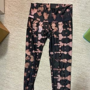Super fun yoga pants brand leggings